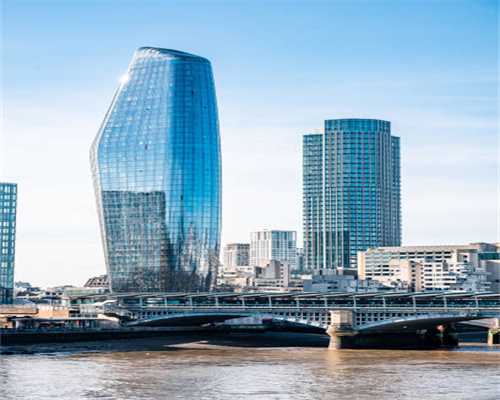 进博观察｜创新药械如何克服落地障碍？中外企业多方协作打通“最后一公里”