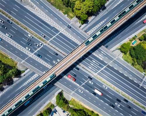 潞城市：挺起发展变革的“脊梁”--我市经济社会发展综述