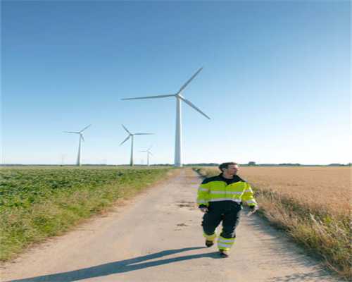 韶关女童被男生泼开水，教育局回应“恶作剧”，家属怒斥校园霸凌