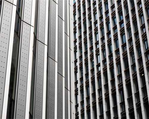 宝藏男孩周深《歌手》大放异彩，下一个流量明星是他吗？