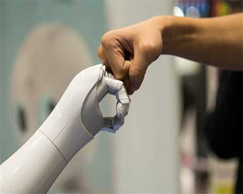 《暗夜与黎明》直到金昴昌被唤醒，林少白才知，金研另有隐藏身份