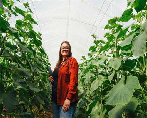 全是套路！民营医院内部培训曝光：专招“复诊能人”